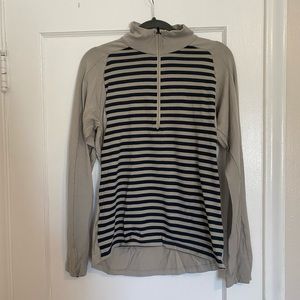 Patagonia Merino Wool Baselayer Top Size Medium